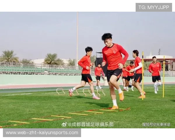 蓉城成中超8月颁奖最大赢家 主帅锋霸双获奖，2021中甲成都蓉城